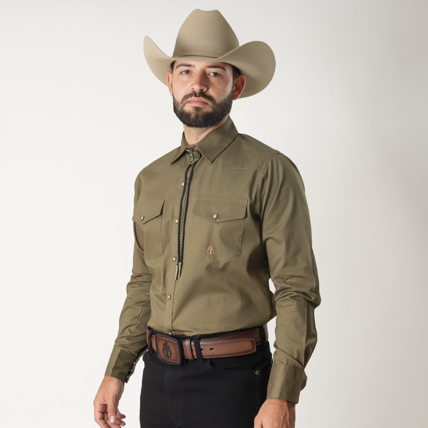 Camisa Caballero Lisa Verde Militar 80100023009