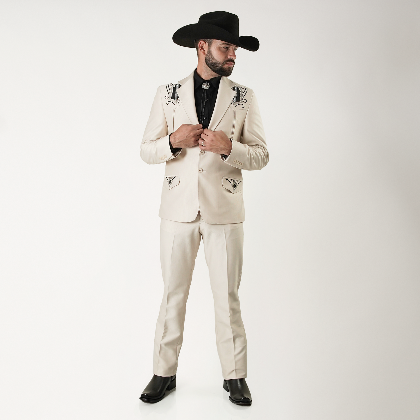 NG-120-5 Traje con Imitación RY Bordado Espigas