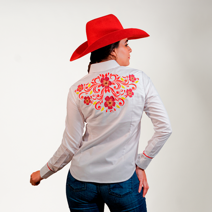 CAMISA BLANCA BORDADO BOTAS